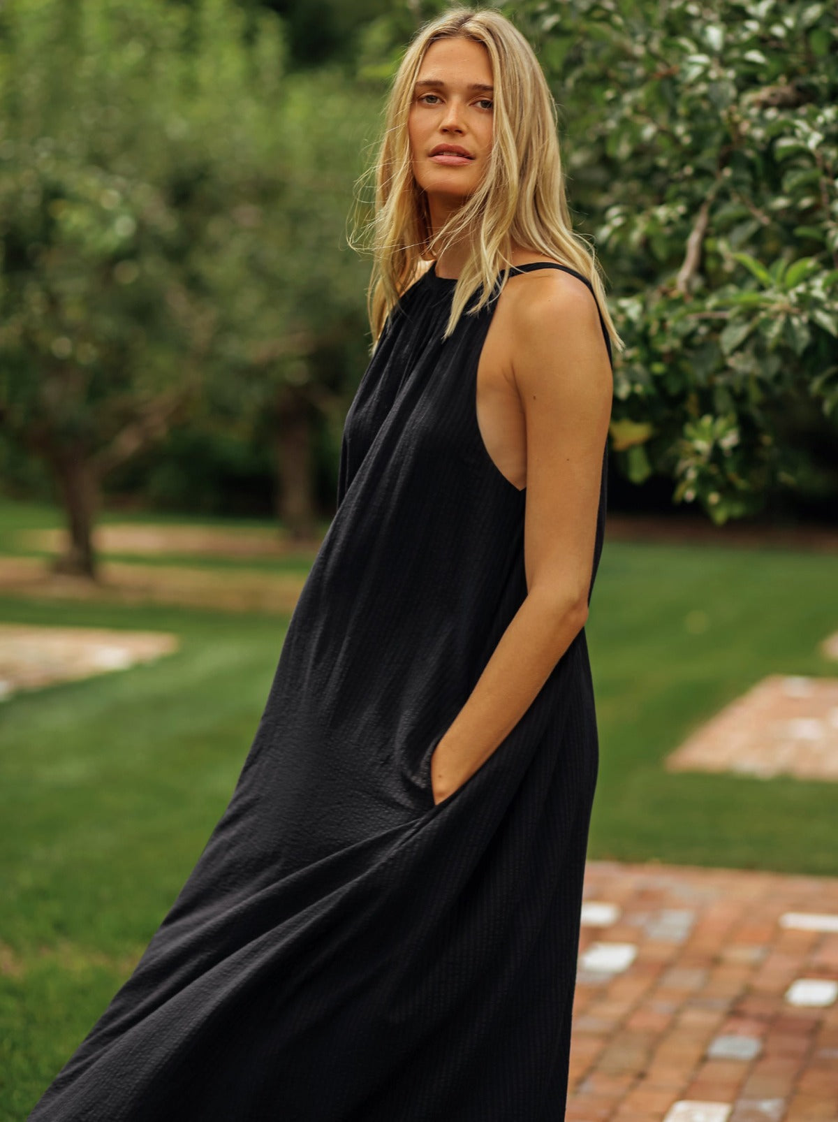Sophisticated Dress with a Clean Classic Look