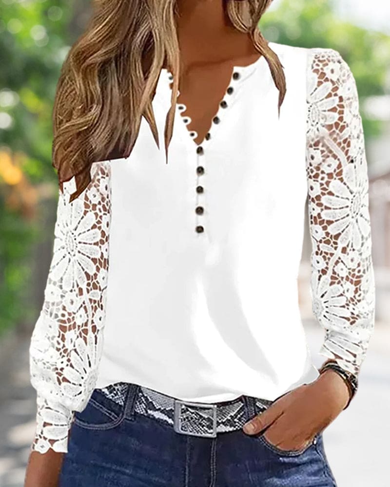 Beautifully Crafted Blouse in a Classic Style