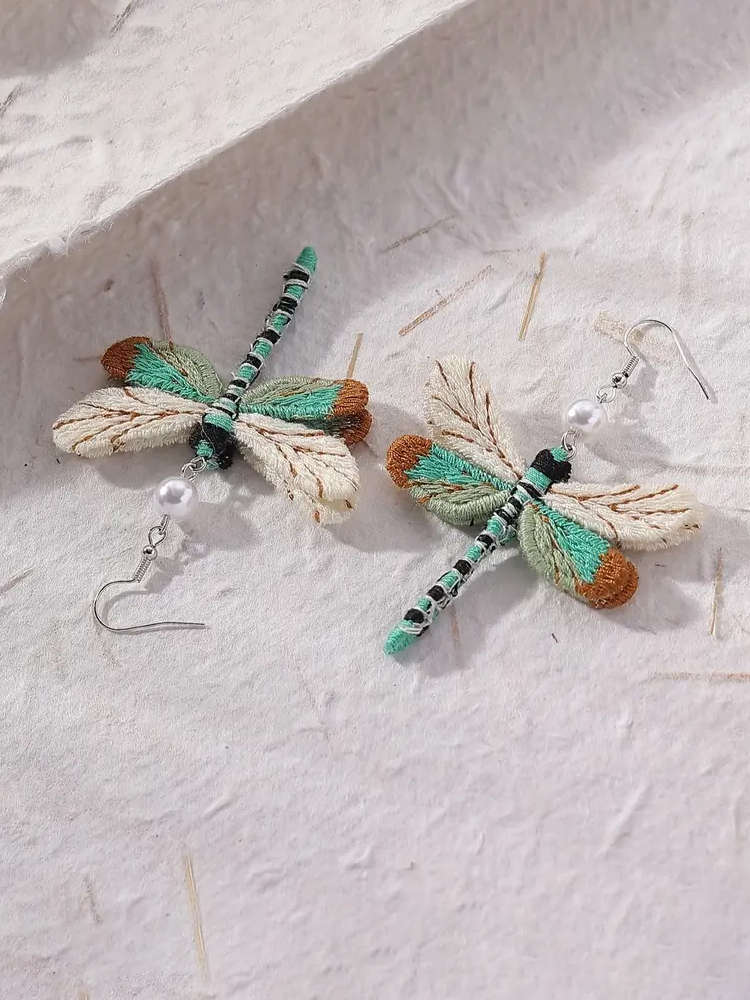 Classic Earring with Timeless Appeal
