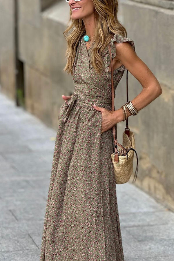 Beautifully Crafted Dress in a Classic Style