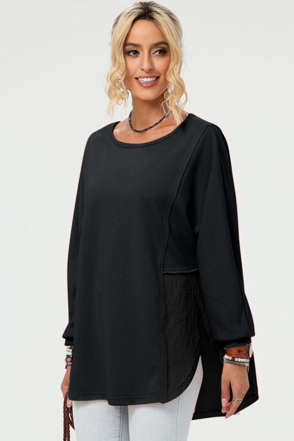 Effortlessly Elegant T-Shirt with a Timeless Design