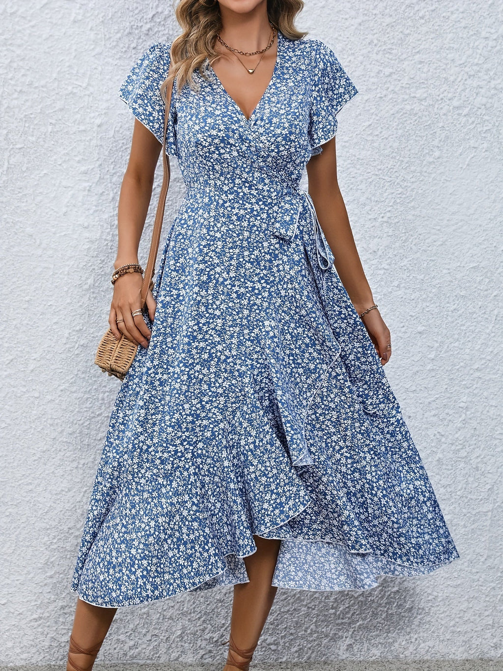 Polished Dress with an Effortless Classic Look