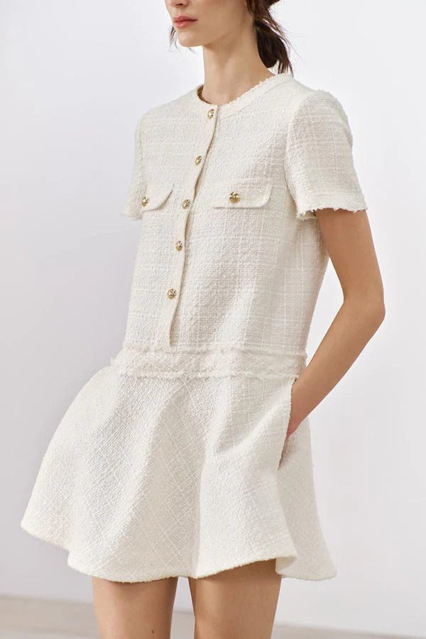 Sophisticated Dress with a Clean Classic Look