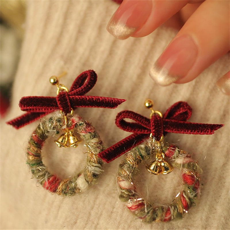 Stunning Earring for Daily Wear