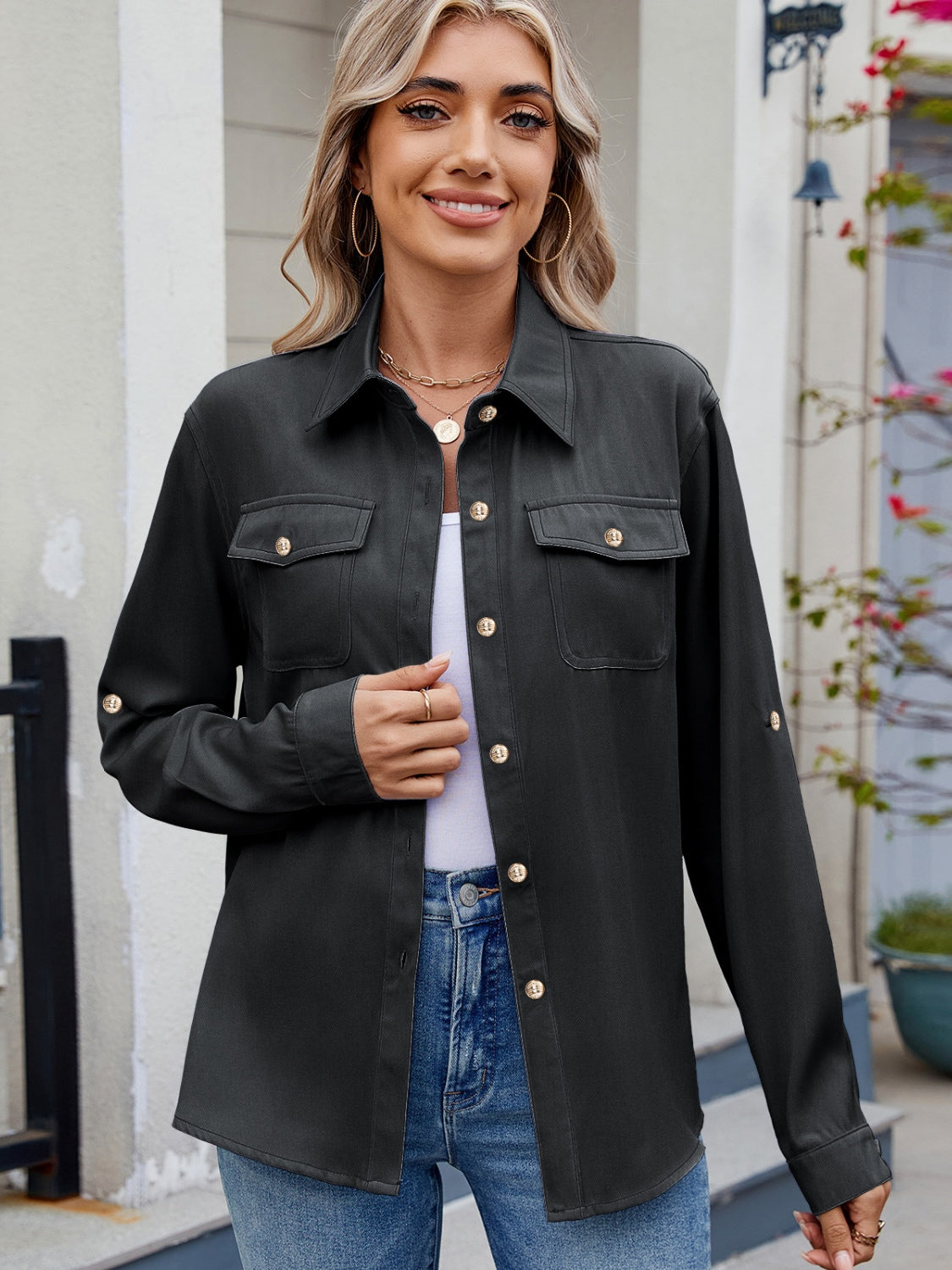 Well Tailored Shirt with a Graceful Silhouette