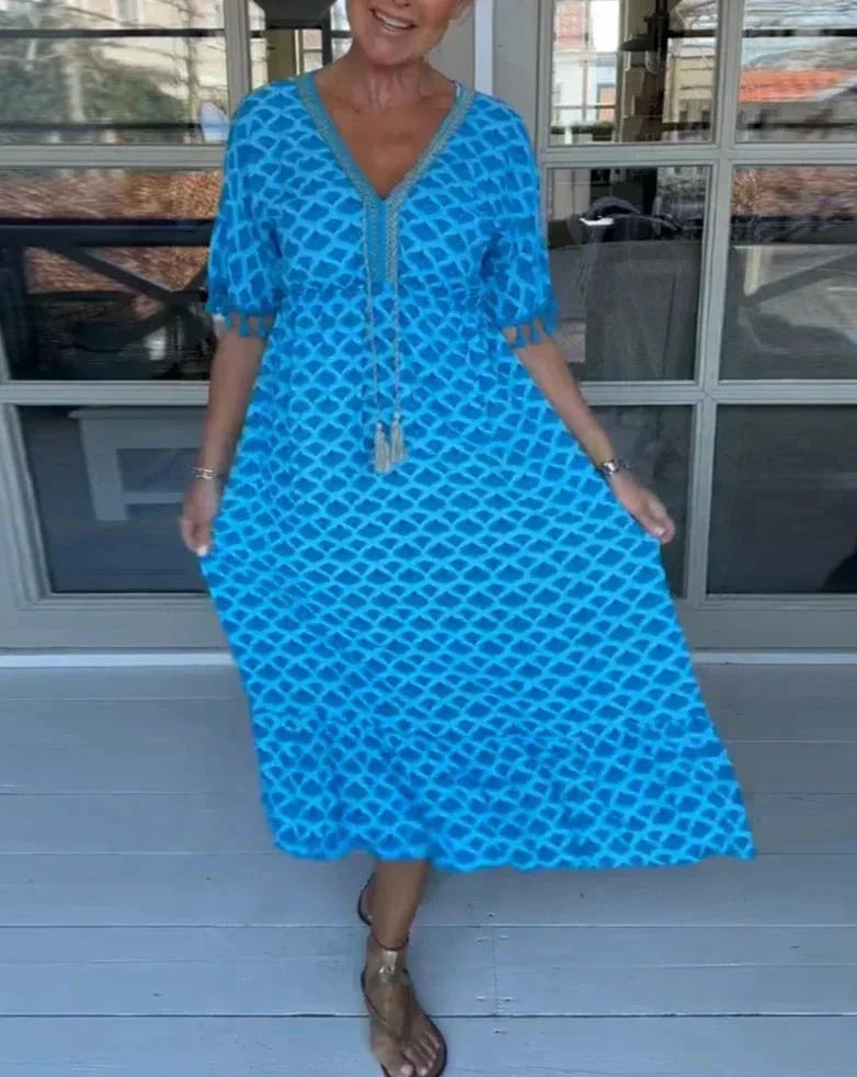 Gracefully Styled Dress for Any Occasion