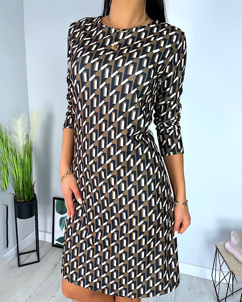 Gracefully Styled Dress for Any Occasion