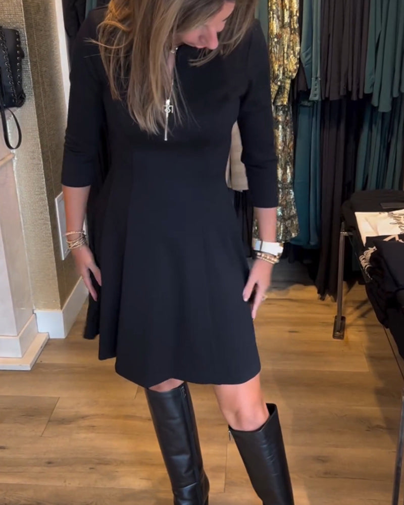 Beautifully Crafted Dress in a Classic Style