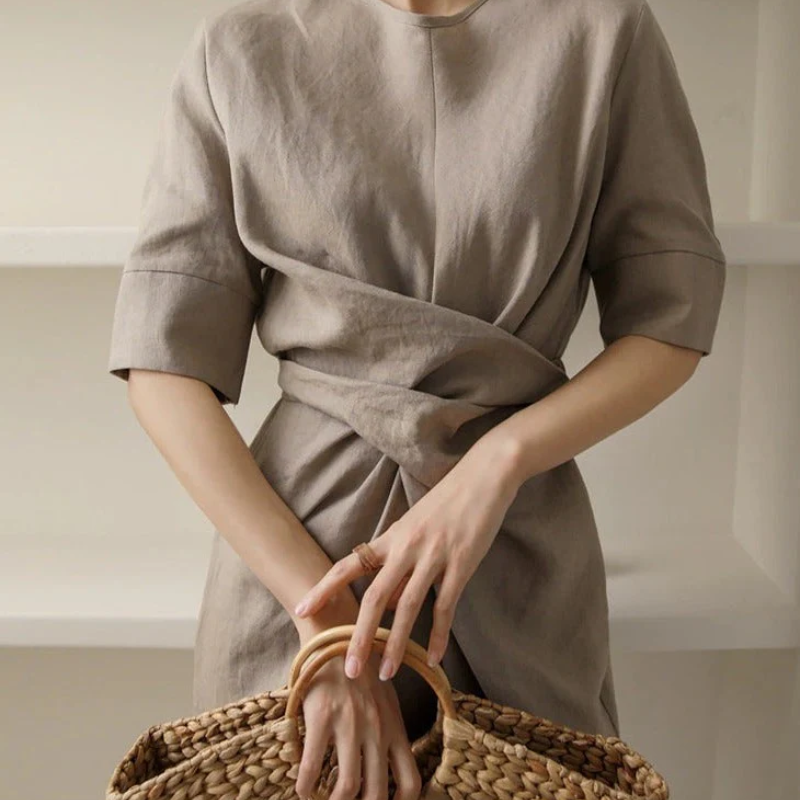 Classic Vintage & Enduringly Stylish Dress
