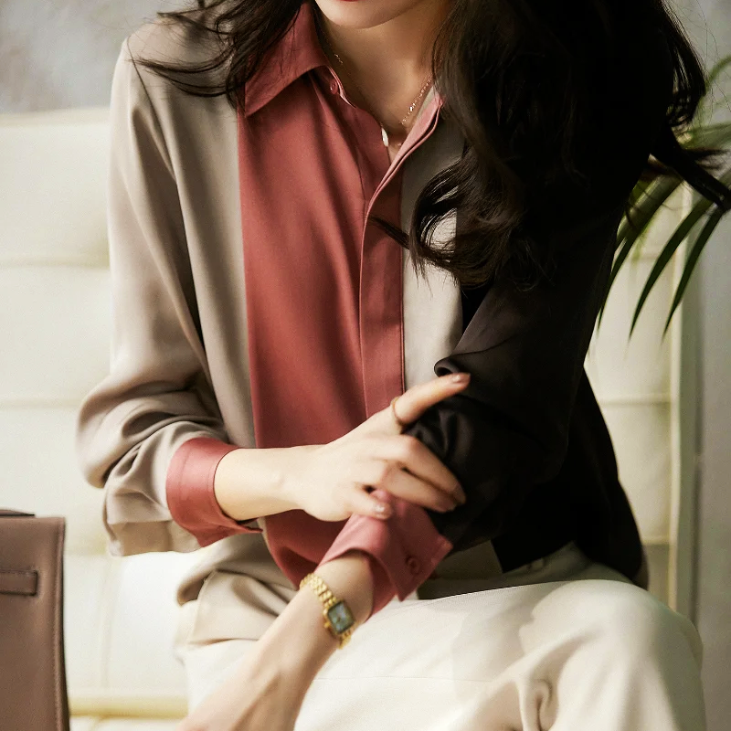Well Tailored Shirt with a Graceful Silhouette