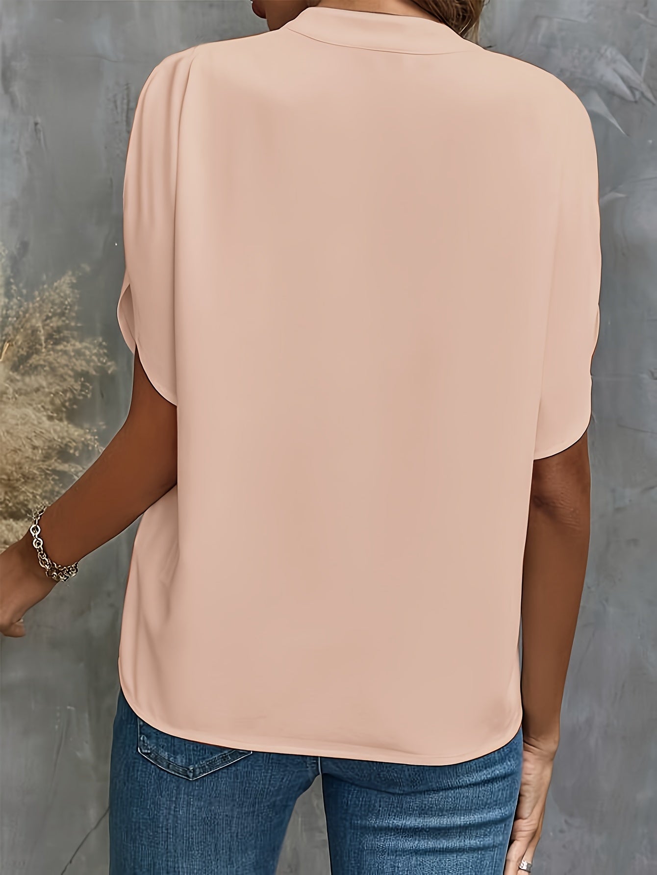 Classic Vintage & Enduringly Stylish Blouse