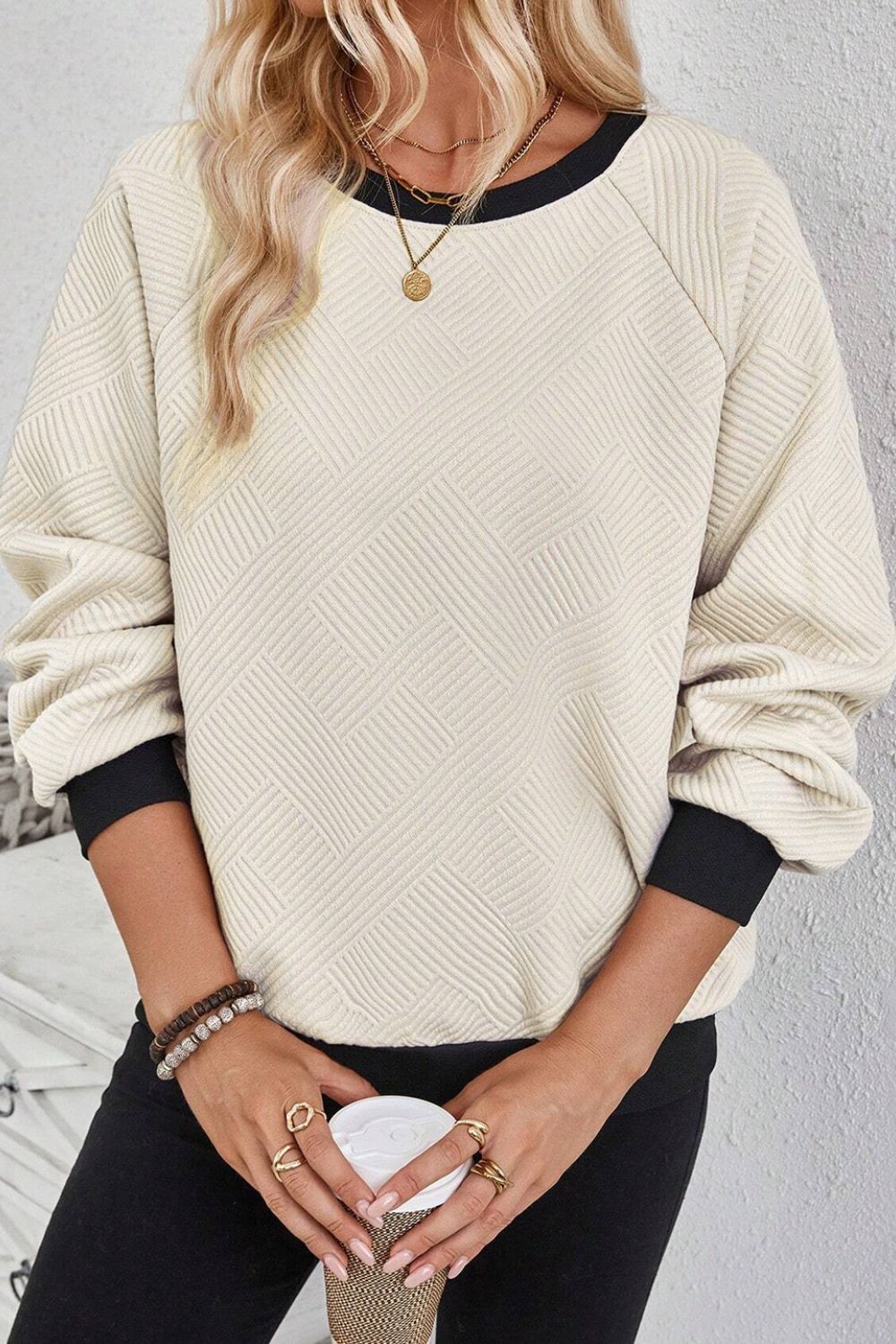 Well Tailored Shirt with a Graceful Silhouette
