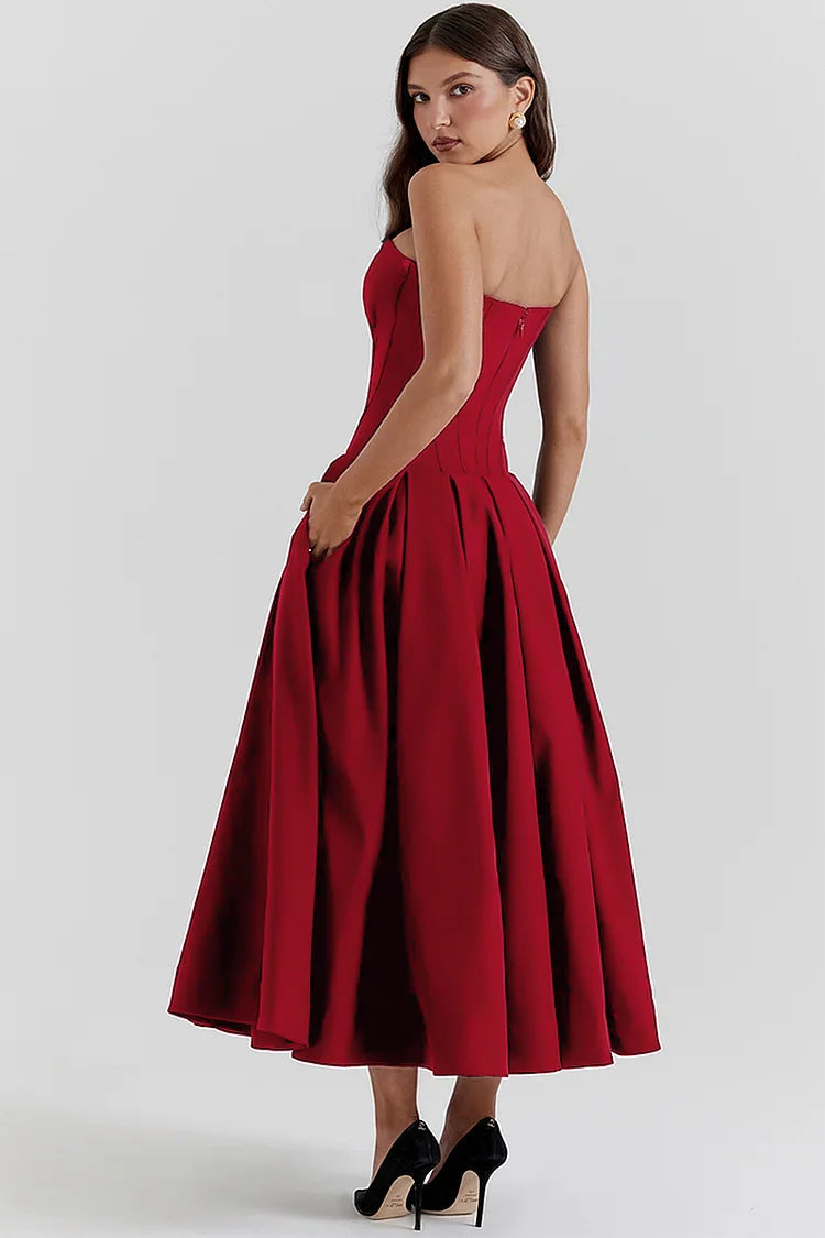 Classic Vintage & Enduringly Stylish Dress