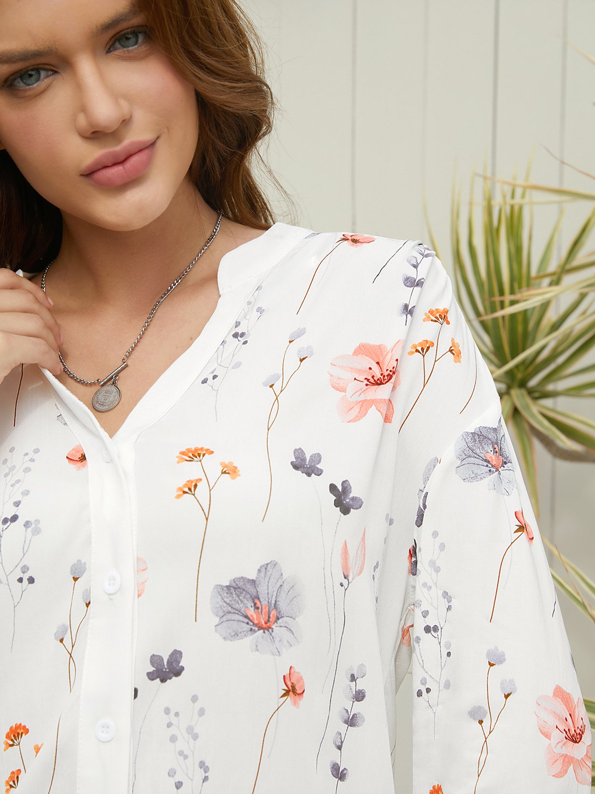 Gracefully Styled Blouse for Any Occasion