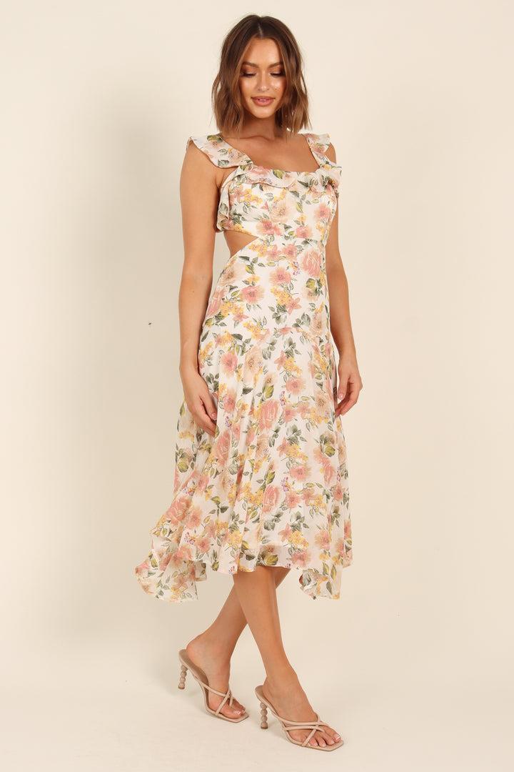 Polished Dress with an Effortless Classic Look