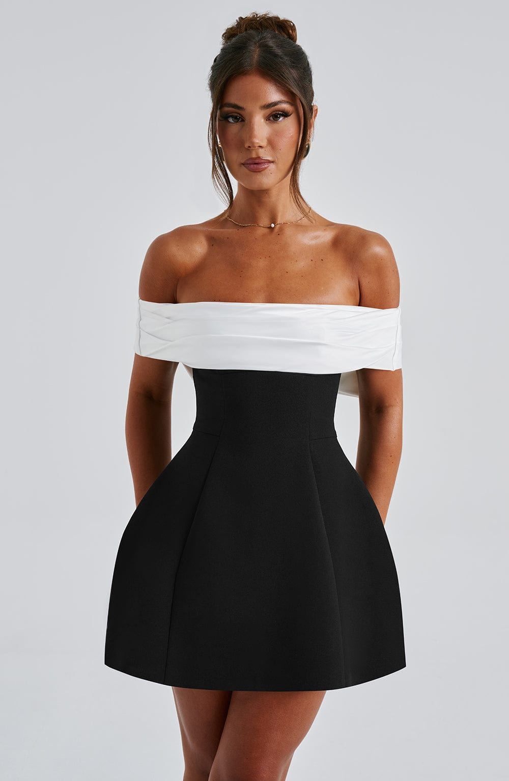 Gracefully Styled Dress for Any Occasion