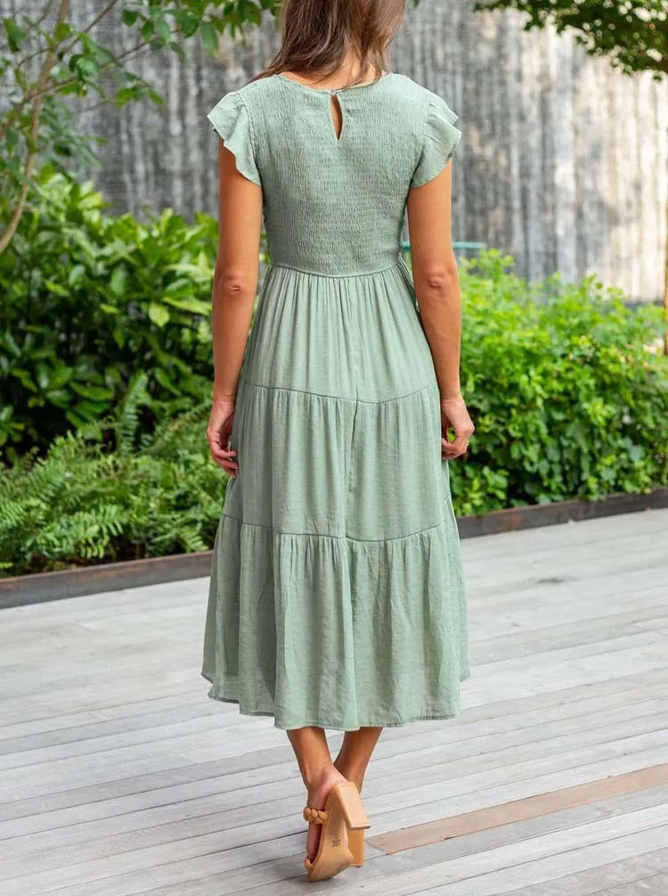 Sophisticated Dress with a Clean Classic Look