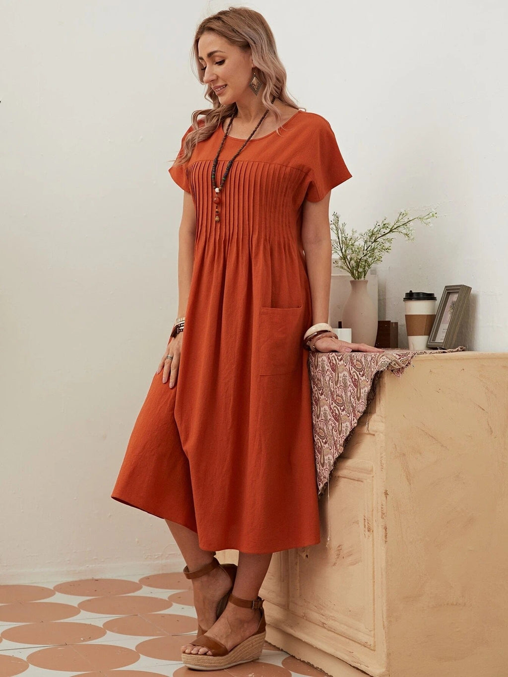 Classic Vintage & Enduringly Stylish Dress