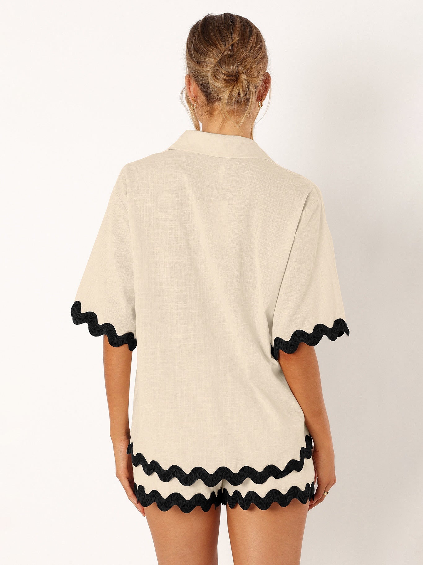 Gracefully Styled Shirt for Any Occasion