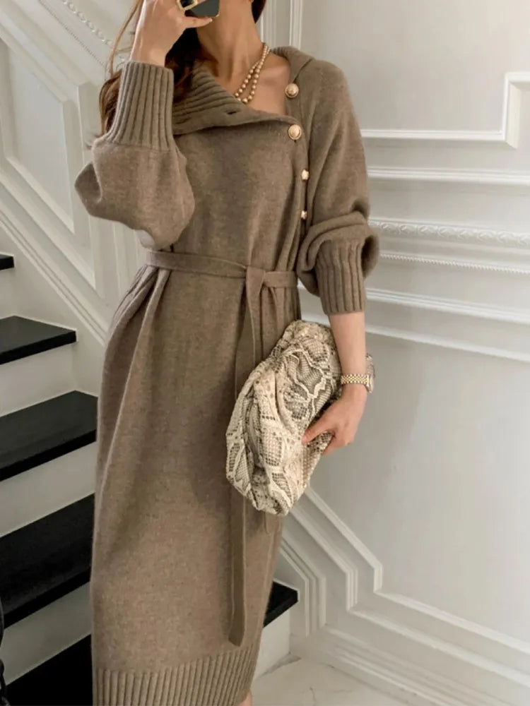 Gracefully Styled Dress for Any Occasion