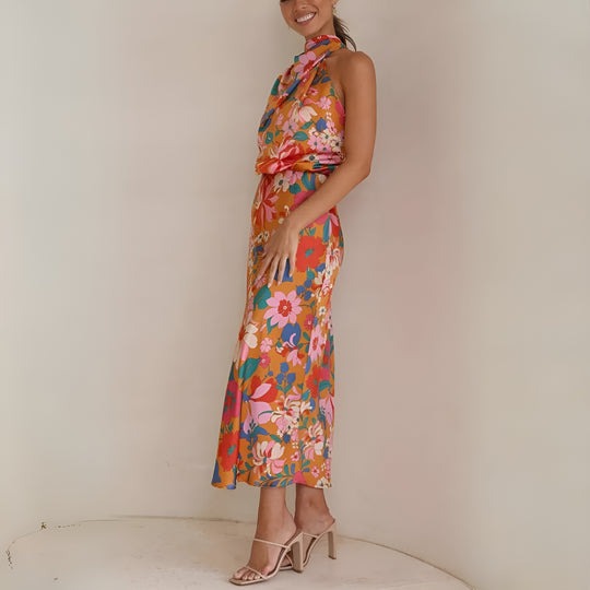 Effortlessly Elegant Dress with a Timeless Design