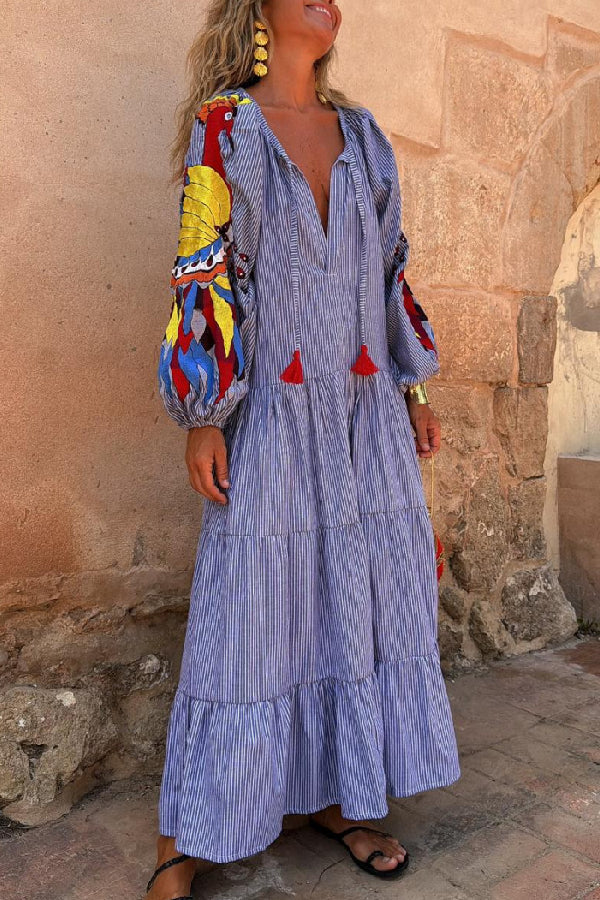 Classic Vintage Dress with a Flattering Fit