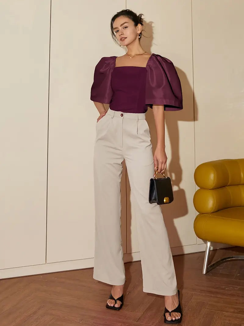 Well Tailored Blouse with a Graceful Silhouette
