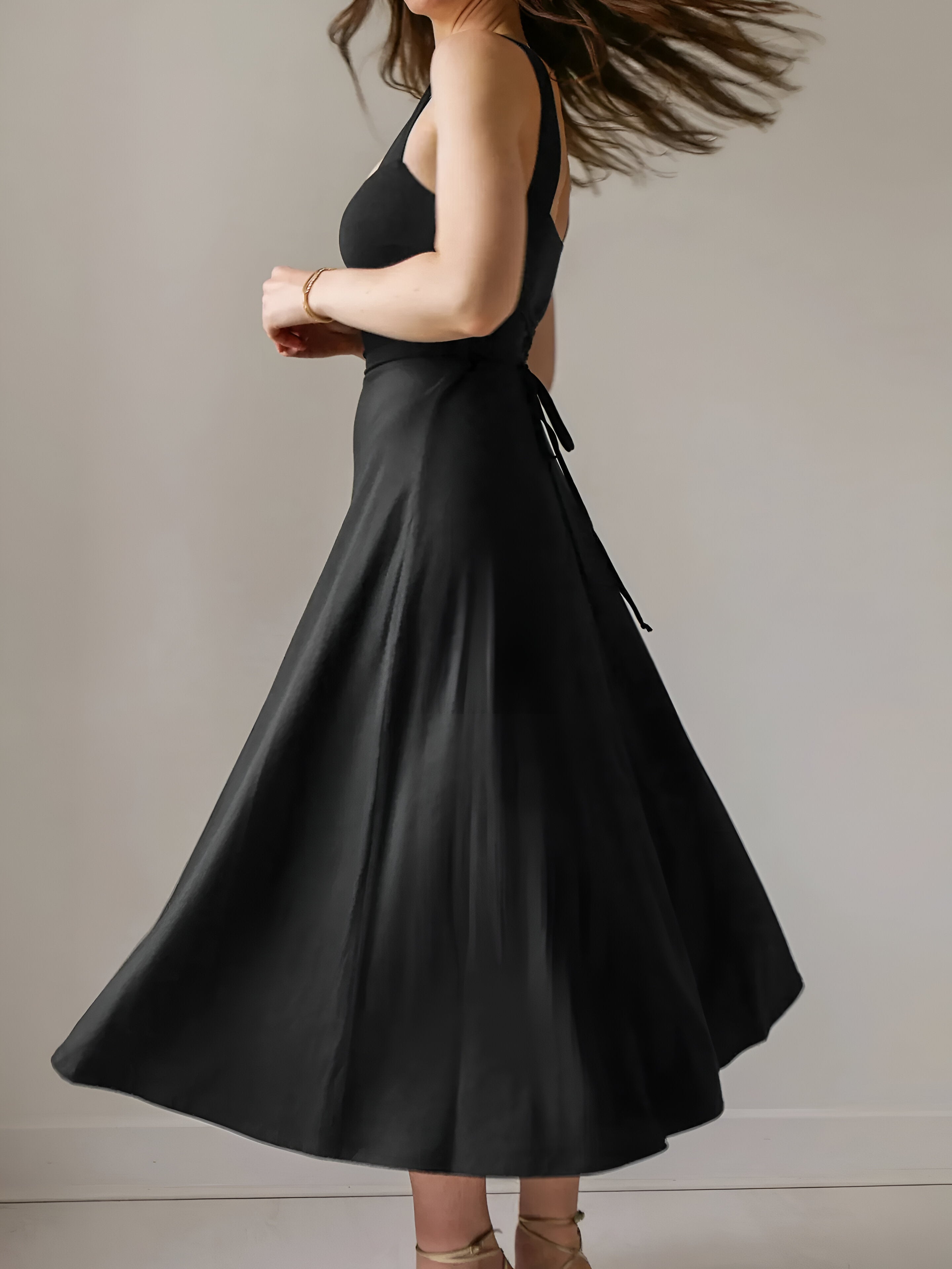 Polished Dress with an Effortless Classic Look