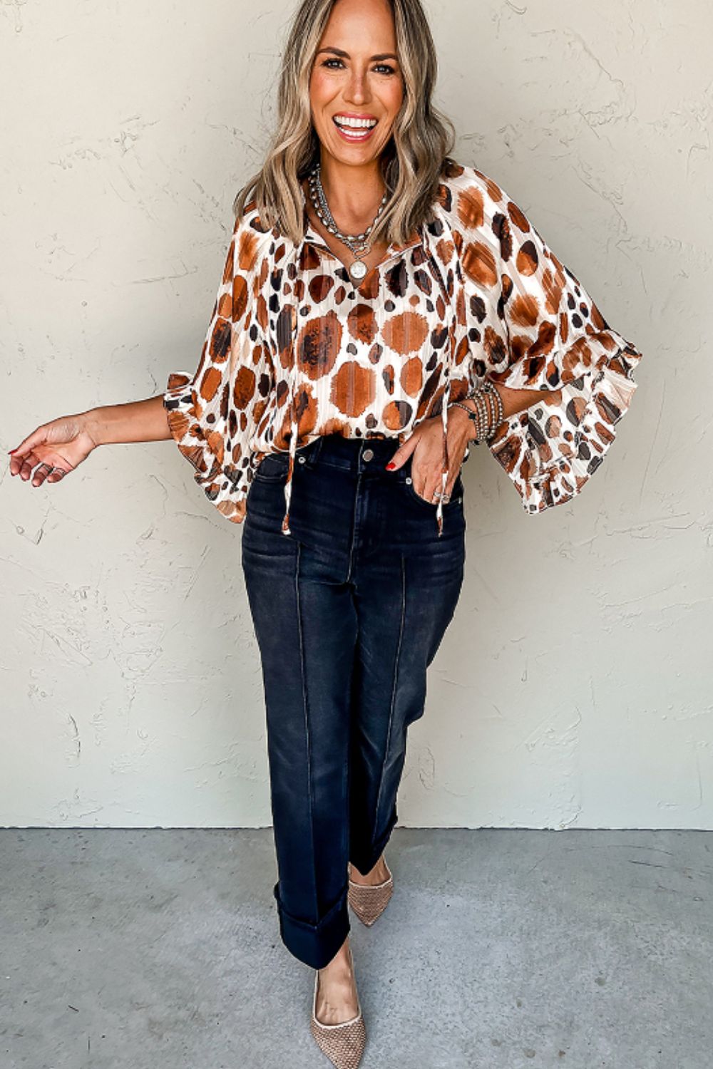 Sophisticated Blouse with a Clean Classic Look