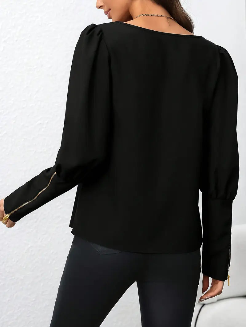 Beautifully Crafted Blouse in a Classic Style