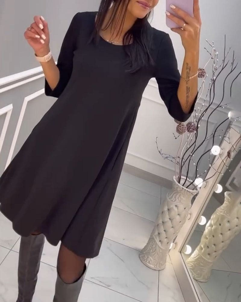 A Vintage Style Dress with Delicate Timeless Details