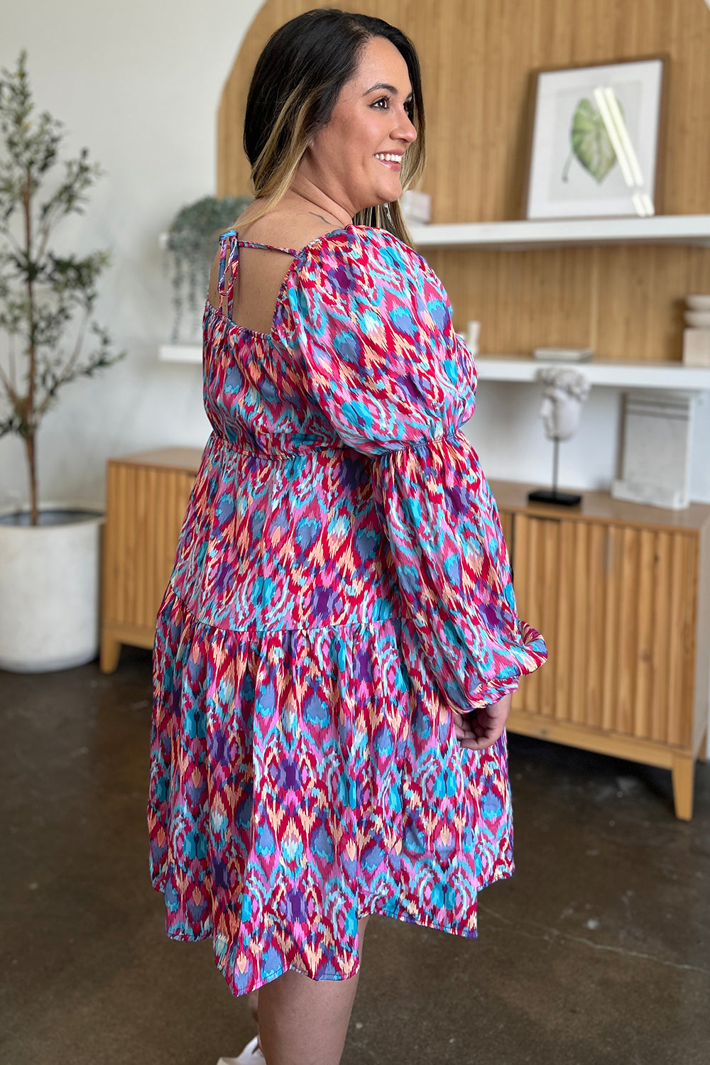 Beautifully Crafted Dress in a Classic Style