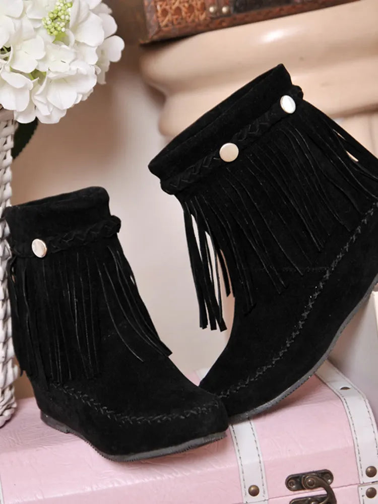 Beautifully Crafted Orthopedic Shoes