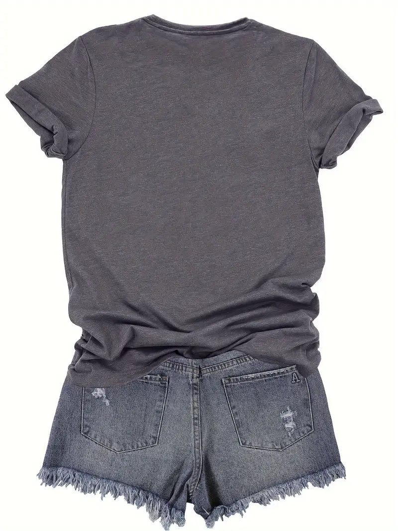 Effortlessly Elegant T-Shirt with a Timeless Design