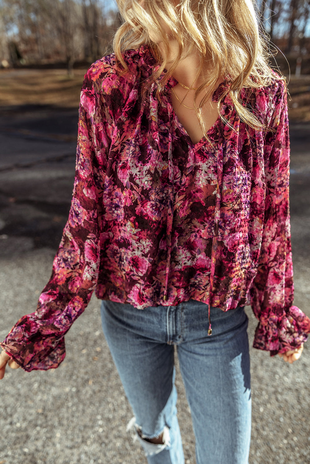 Effortlessly Elegant Blouse with a Timeless Design