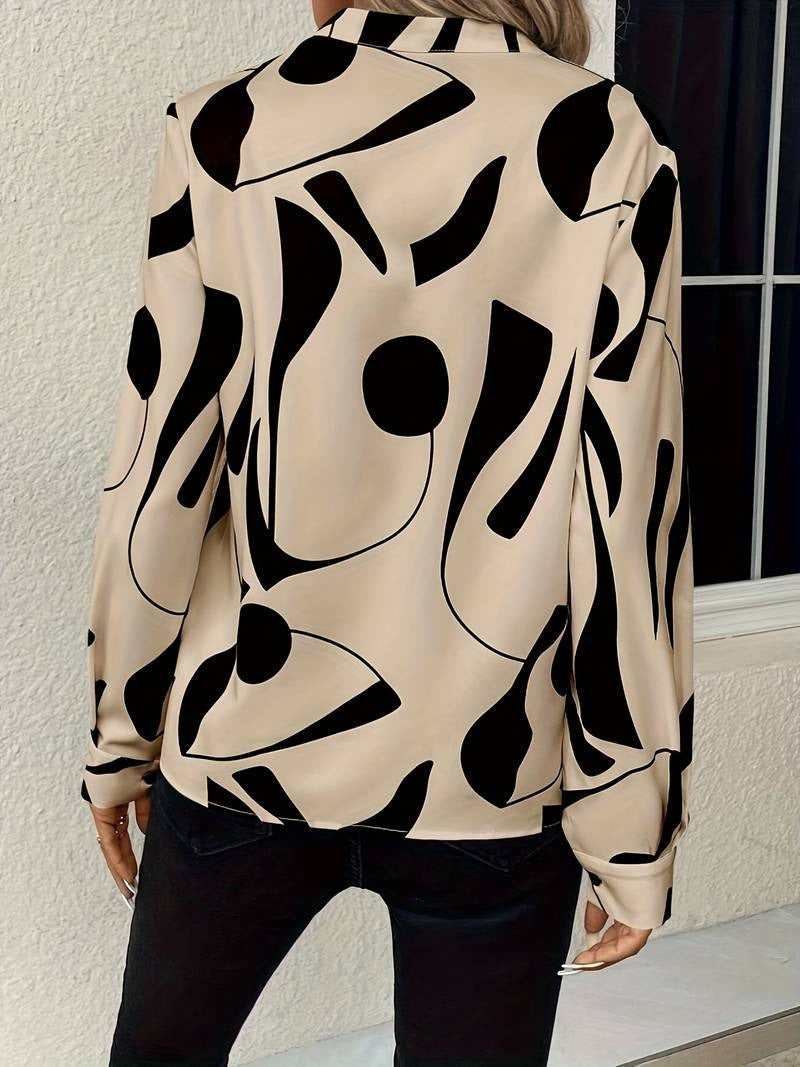 Classic Vintage Blouse with a Flattering Fit