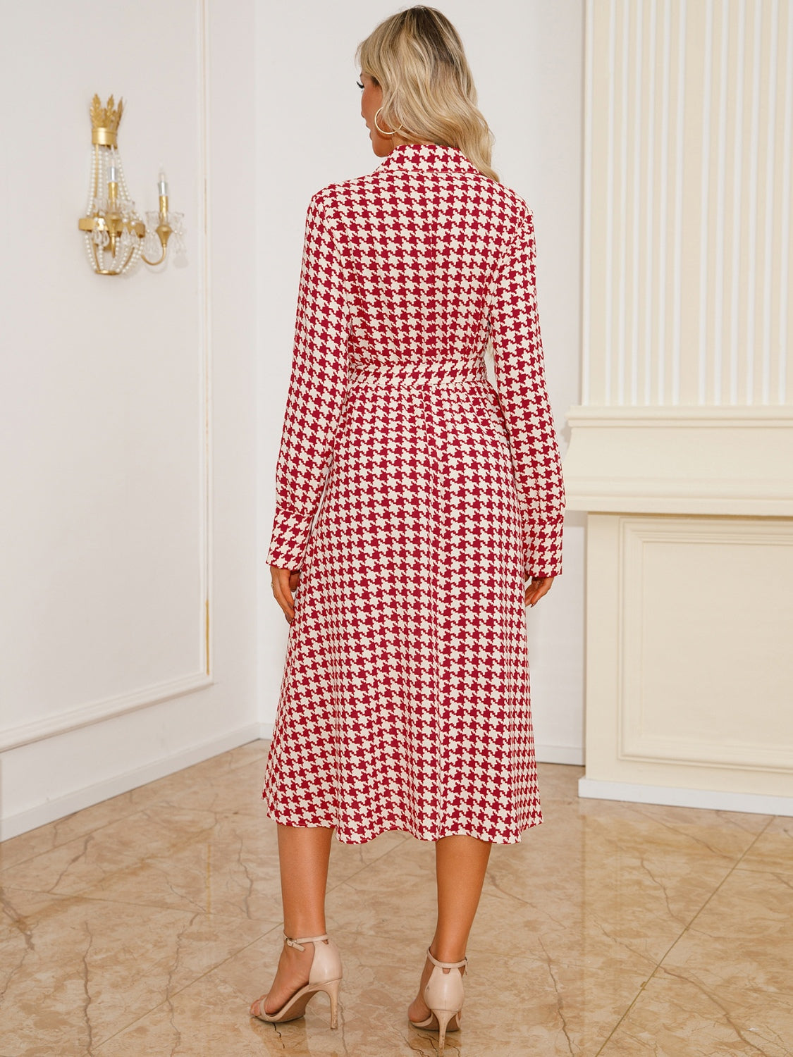 Sophisticated Dress with a Clean Classic Look