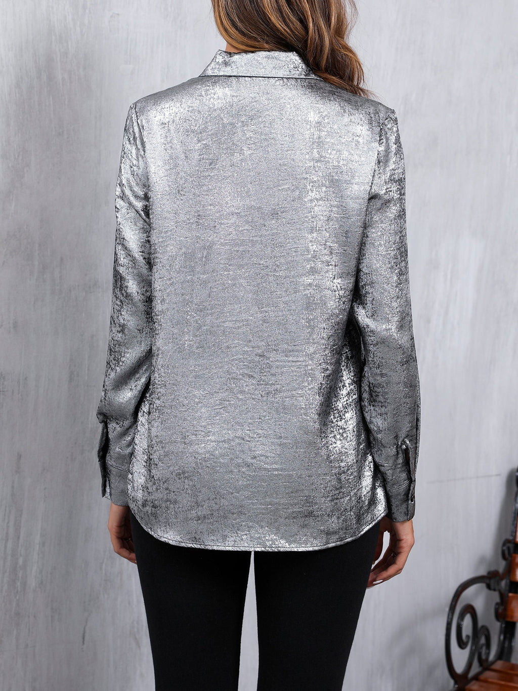 Beautifully Crafted Blouse in a Classic Style