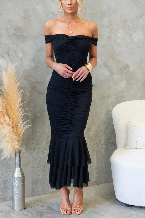 A Vintage Style Dress with Delicate Timeless Details
