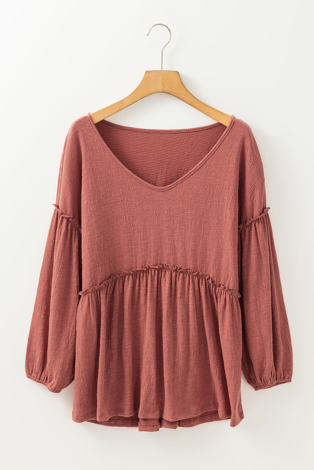Effortlessly Elegant Blouse with a Timeless Design