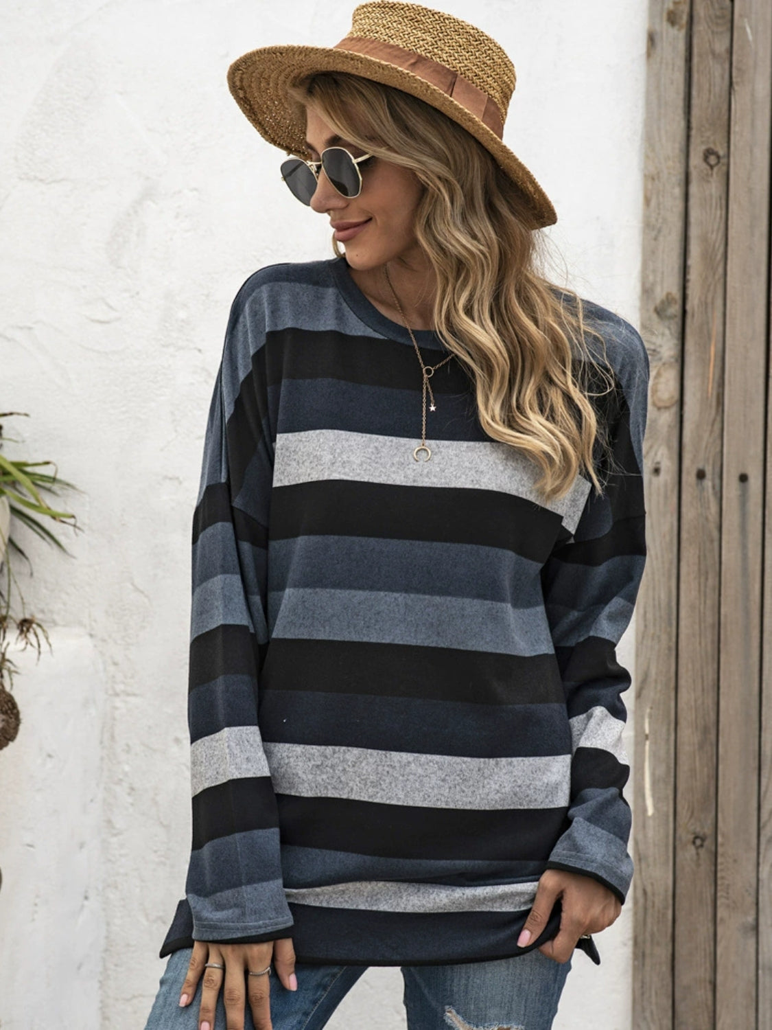 Effortlessly Elegant T-Shirt with a Timeless Design