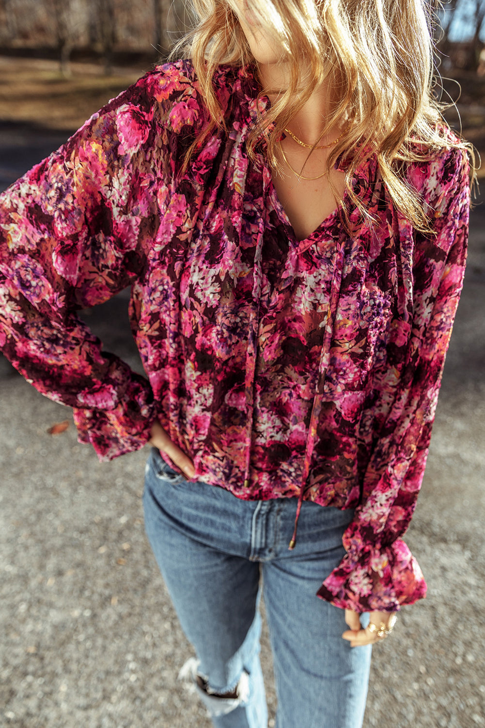 Effortlessly Elegant Blouse with a Timeless Design