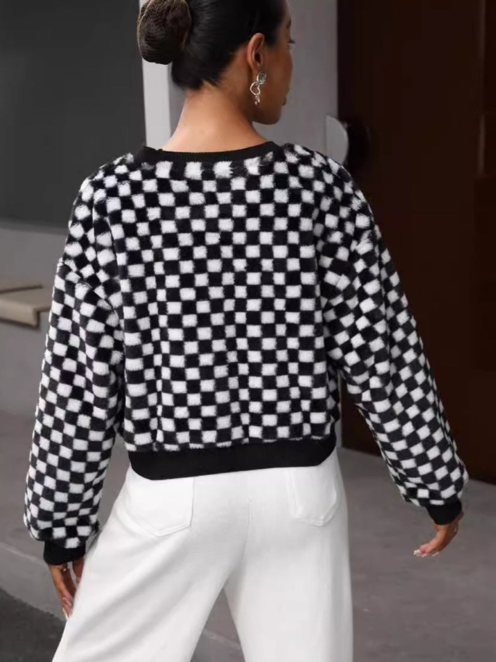 Effortlessly Elegant Shirt with a Timeless Design