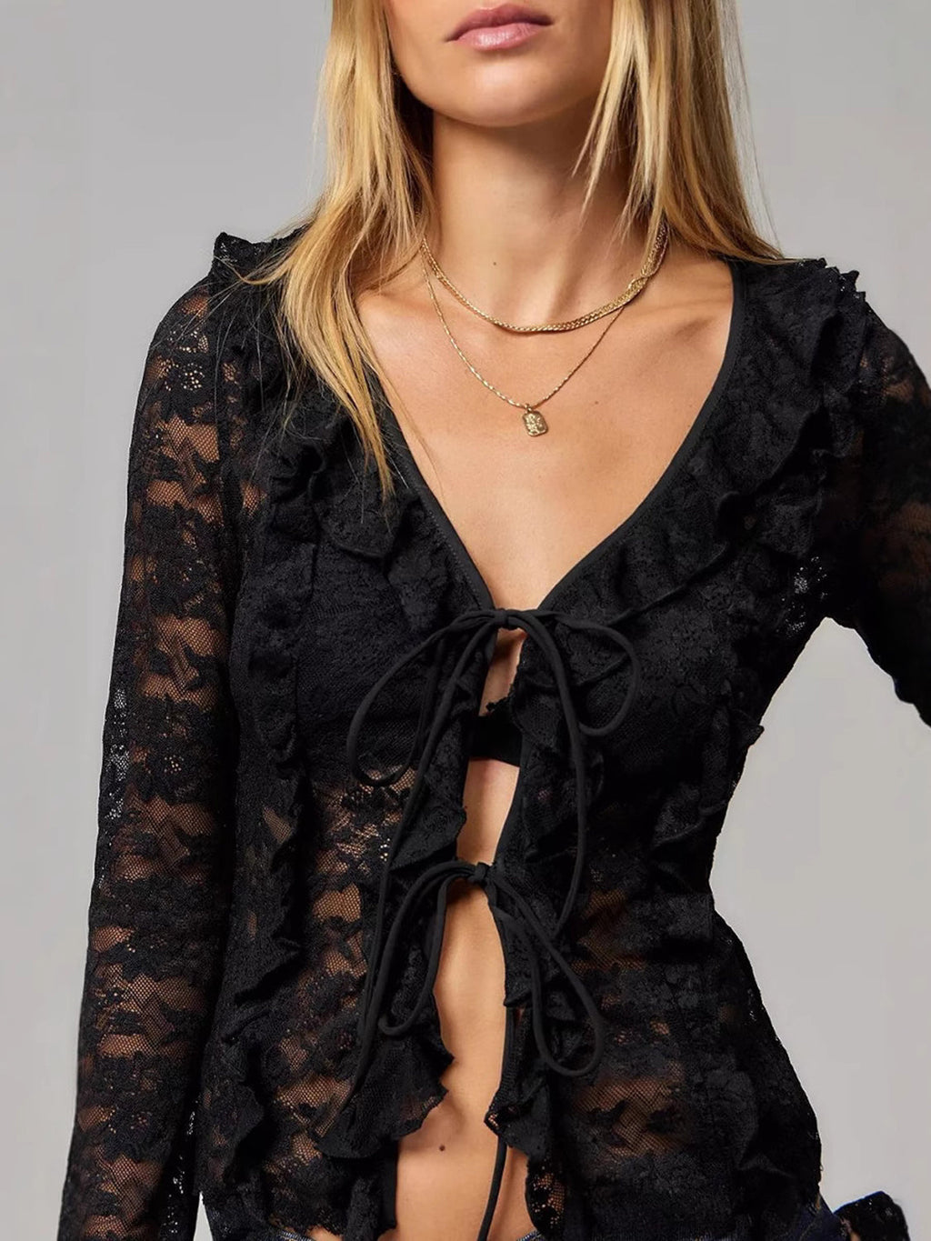Well Tailored Shirt with a Graceful Silhouette