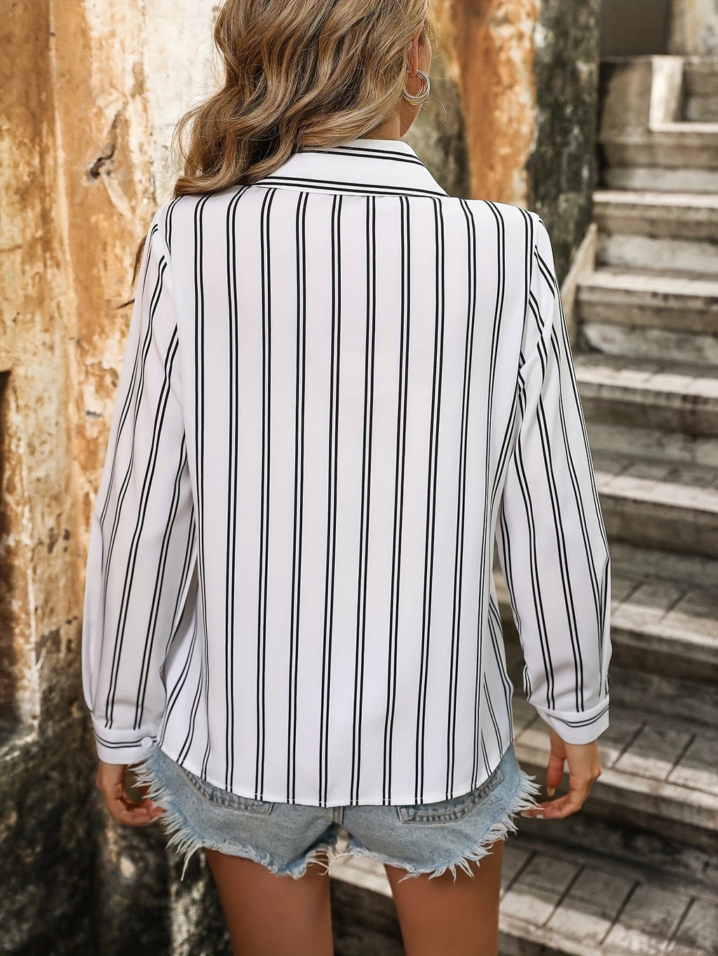 Polished Blouse with an Effortless Classic Look
