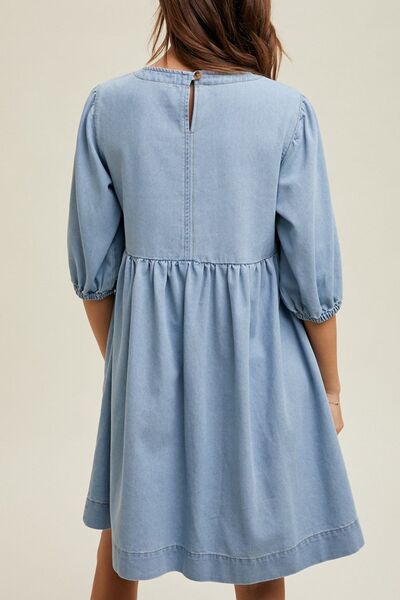 Sophisticated Dress with a Clean Classic Look