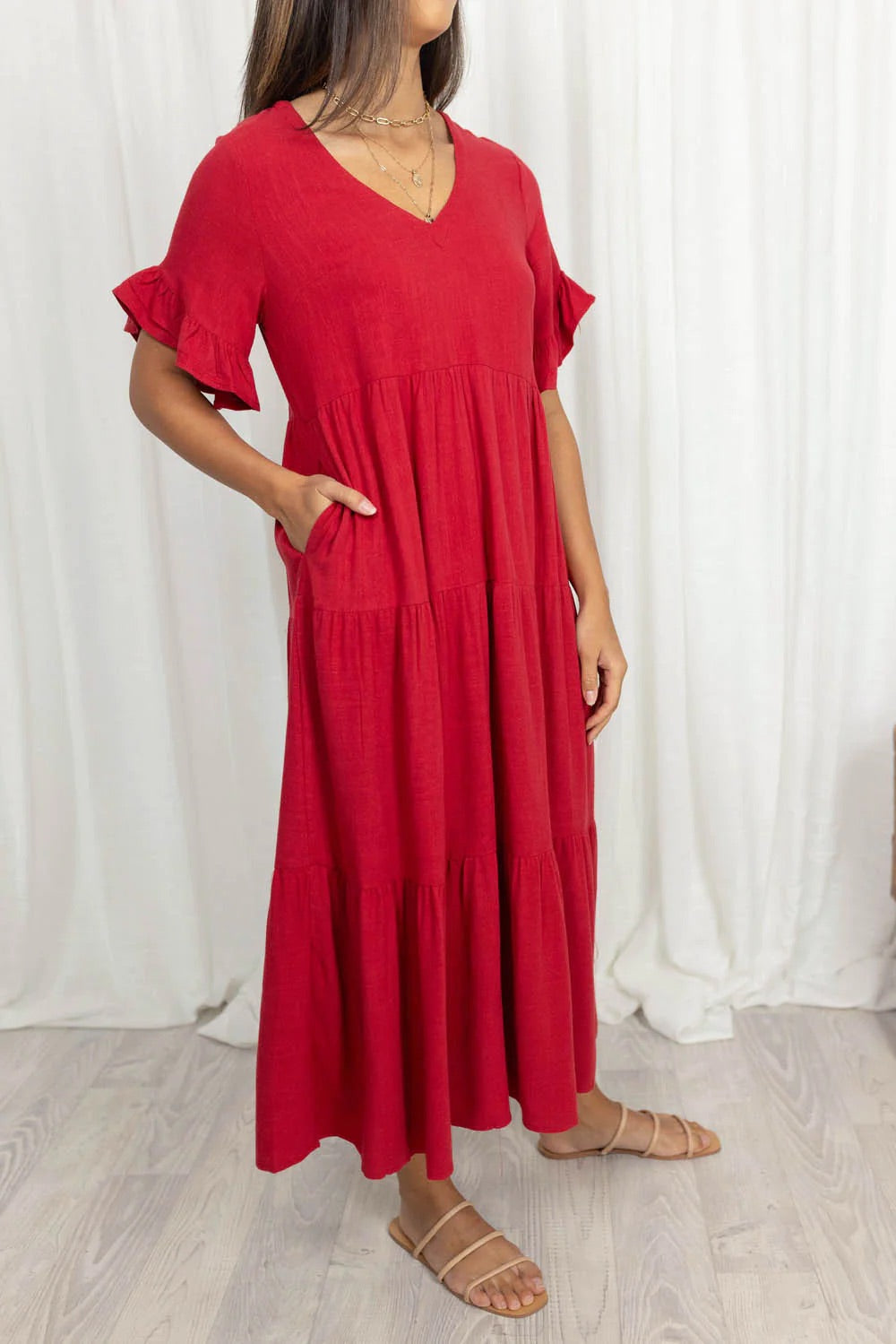 Beautifully Crafted Dress in a Classic Style