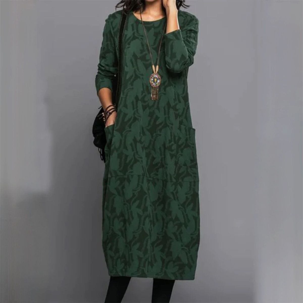Sophisticated Dress with a Clean Classic Look