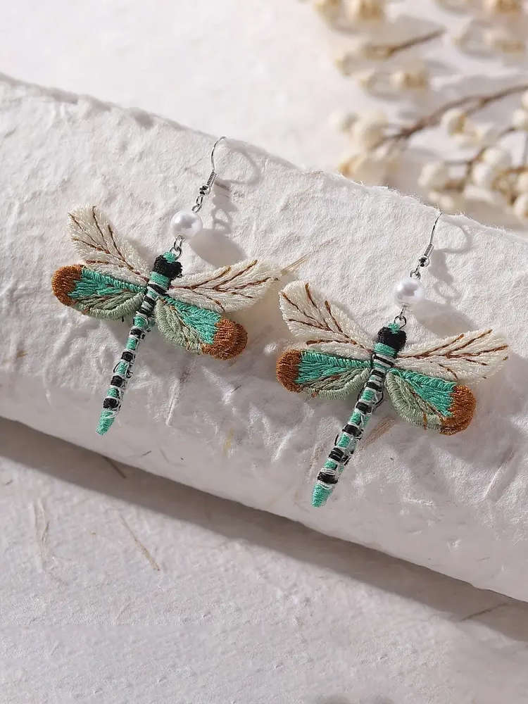 Classic Earring with Timeless Appeal