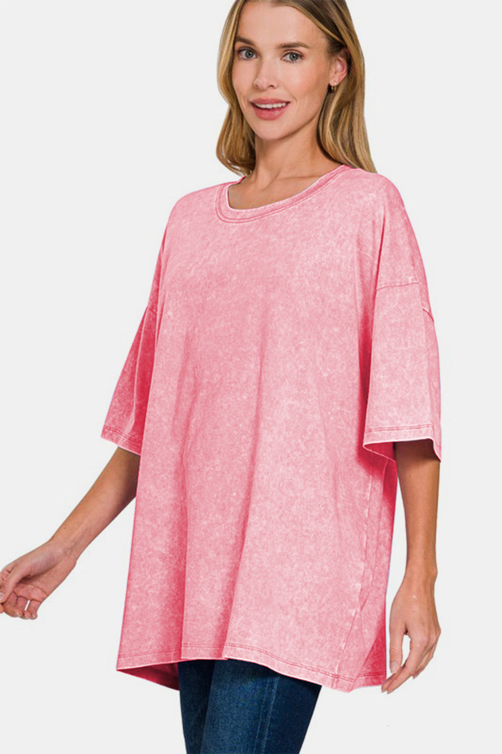 Well Tailored T-Shirt with a Graceful Silhouette